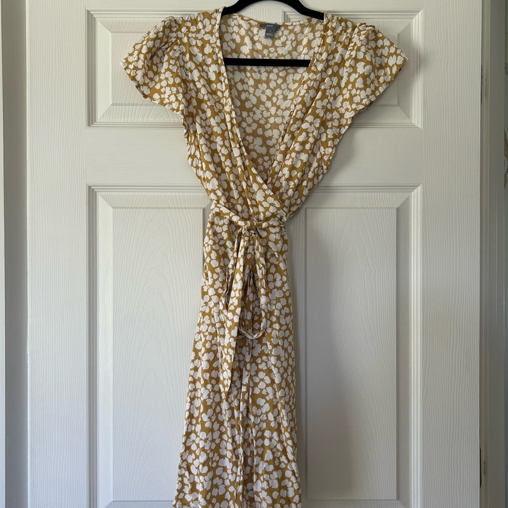 Aerie Yellow Floral Dress